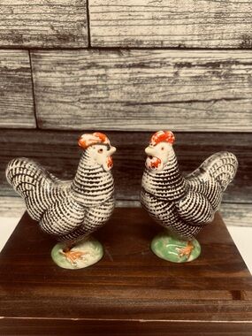 Vintage Japan Black White Chicken Salt Pepper Shakers